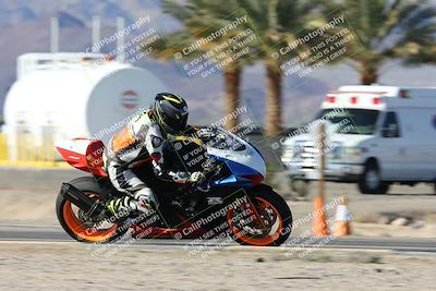 media/Dec-04-2025-Racers Edge (Thu) [[5ebc9f124d]]/3-B Group/5-Session 2 Turn 2 inside Speed Pans/